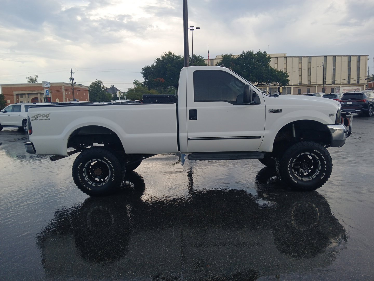 Used 2000 Ford F250 Lariat AWD/4WD image 4