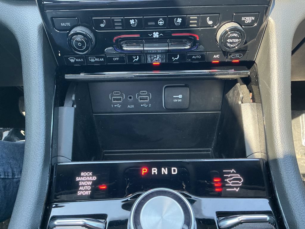 Certified 2023 Jeep Grand Cherokee Overland AWD/4WD image 22
