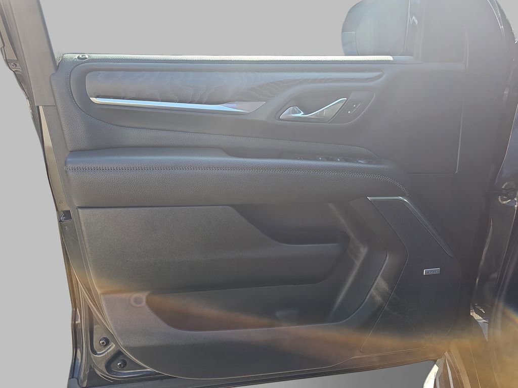 Used 2021 GMC Yukon XL Denali AWD/4WD image 33