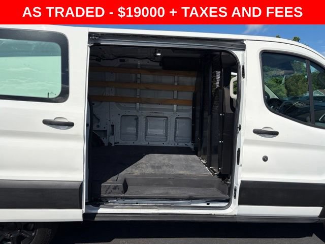 Used 2019 Ford Transit 250 130 Low Roof w/ Exterior Upgrade Package RWD image 13