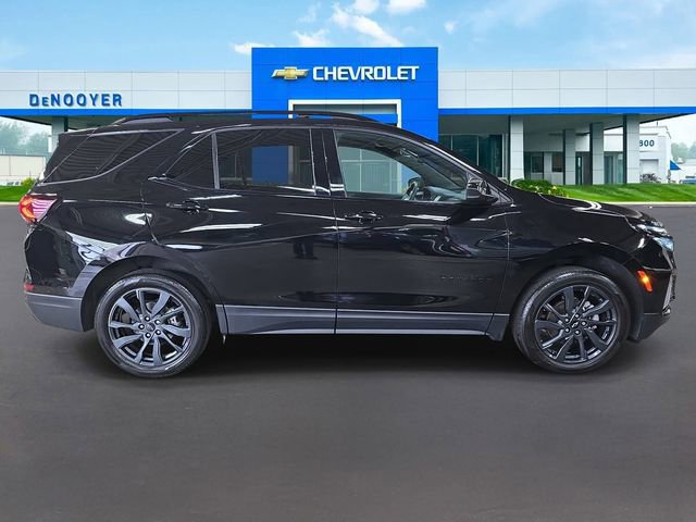 Used 2023 Chevrolet Equinox RS AWD/4WD image 6