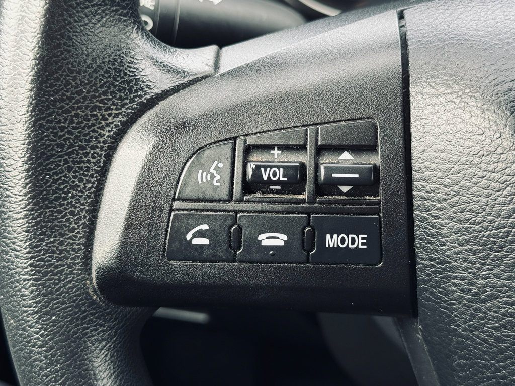 Used 2010 MAZDA MAZDA3 i Touring image 12