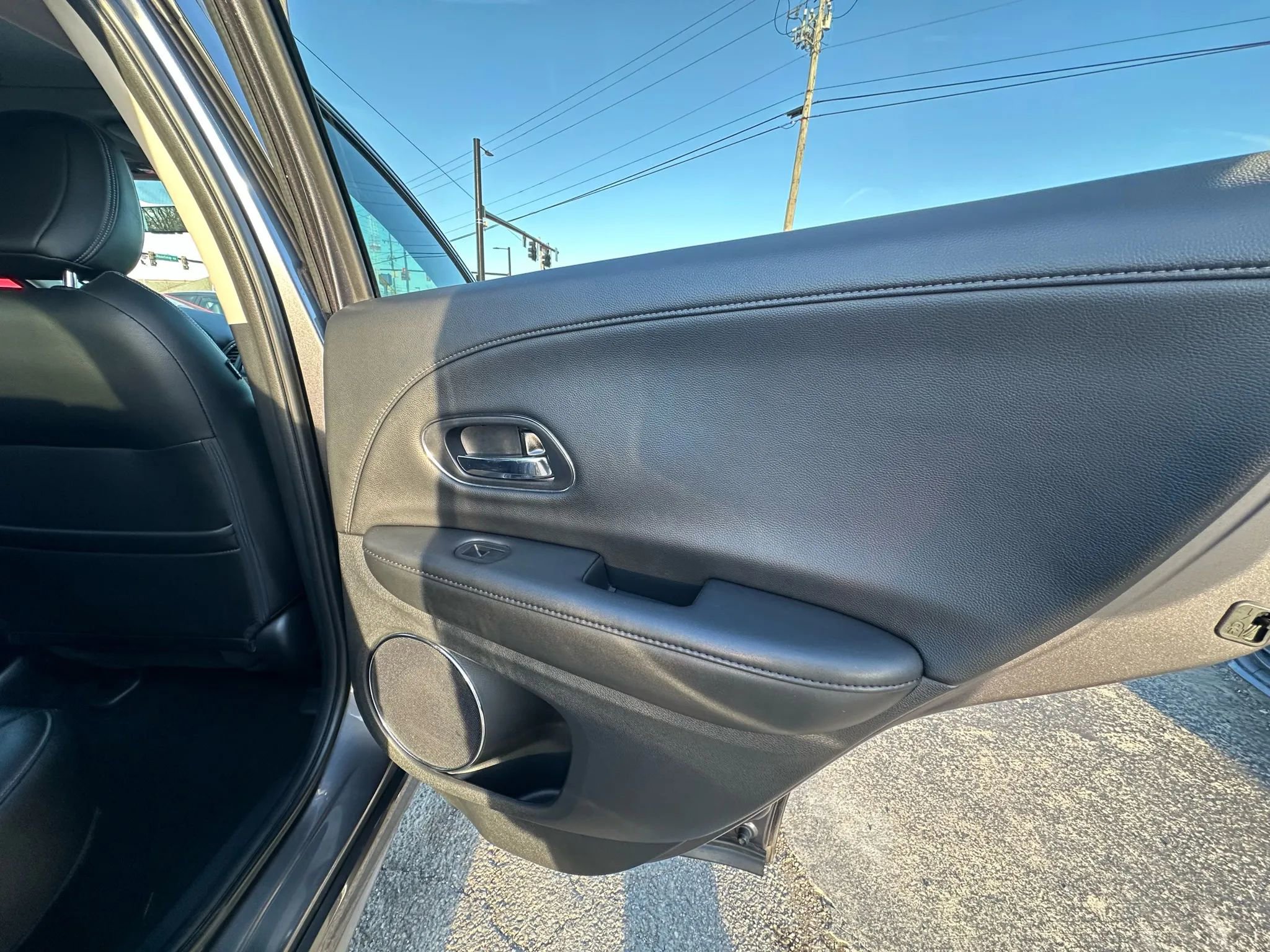 Used 2019 Honda HR-V Touring image 21