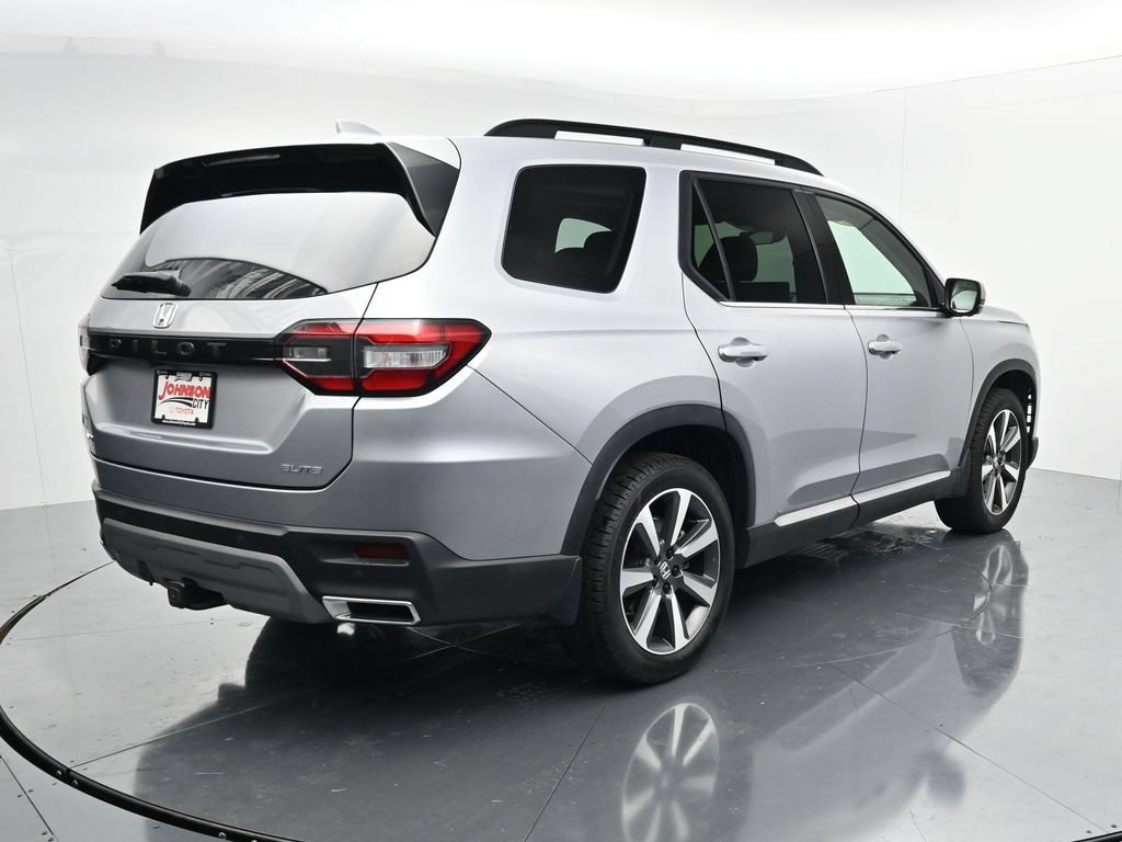 Used 2024 Honda Pilot Elite image 7