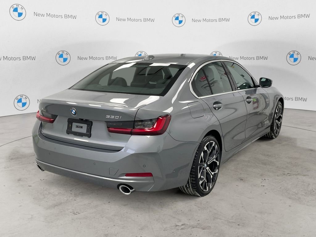 New 2026 BMW 330i xDrive Sedan w/ Premium Package image 4