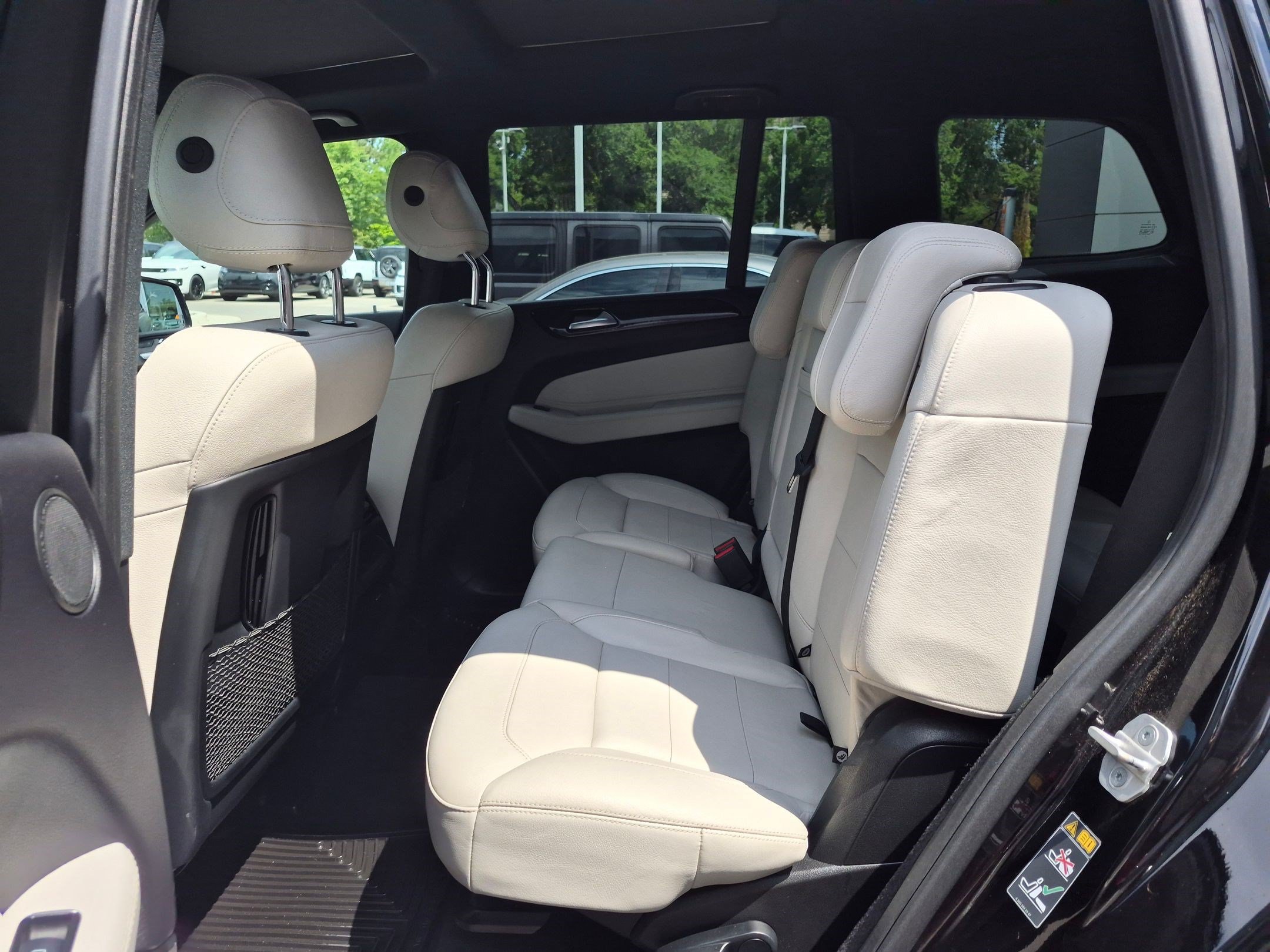 Used 2017 Mercedes-Benz GLS 450 4MATIC image 27