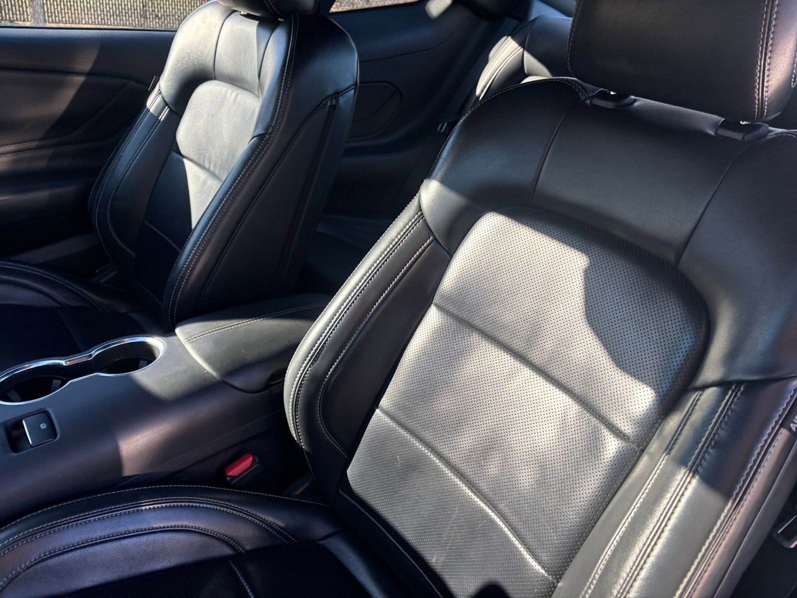 Used 2024 Ford Mustang Premium image 34