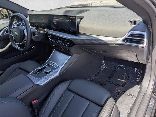 Used 2025 BMW 430i Coupe w/ Convenience Package RWD image 21