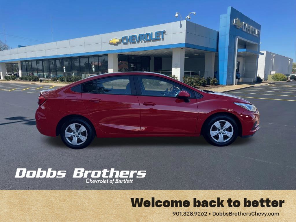 Used 2018 Chevrolet Cruze LS FWD image 9