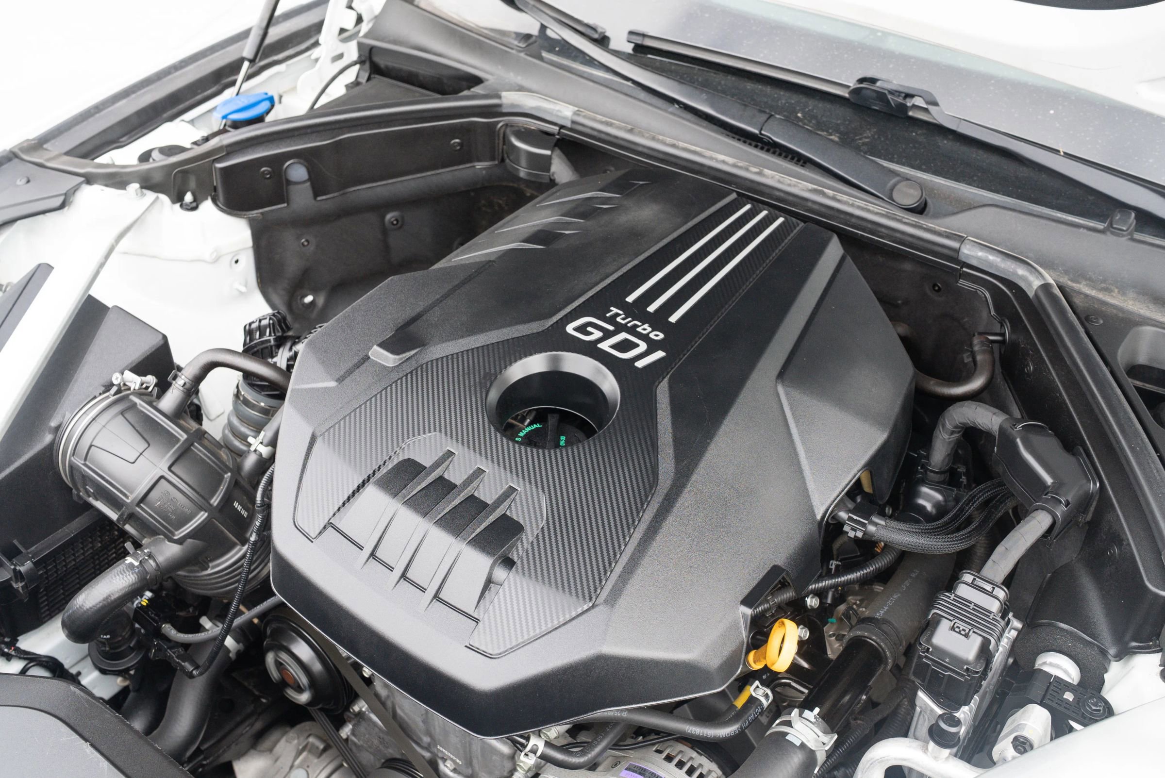 Used 2023 Genesis G70 2.0T image 9