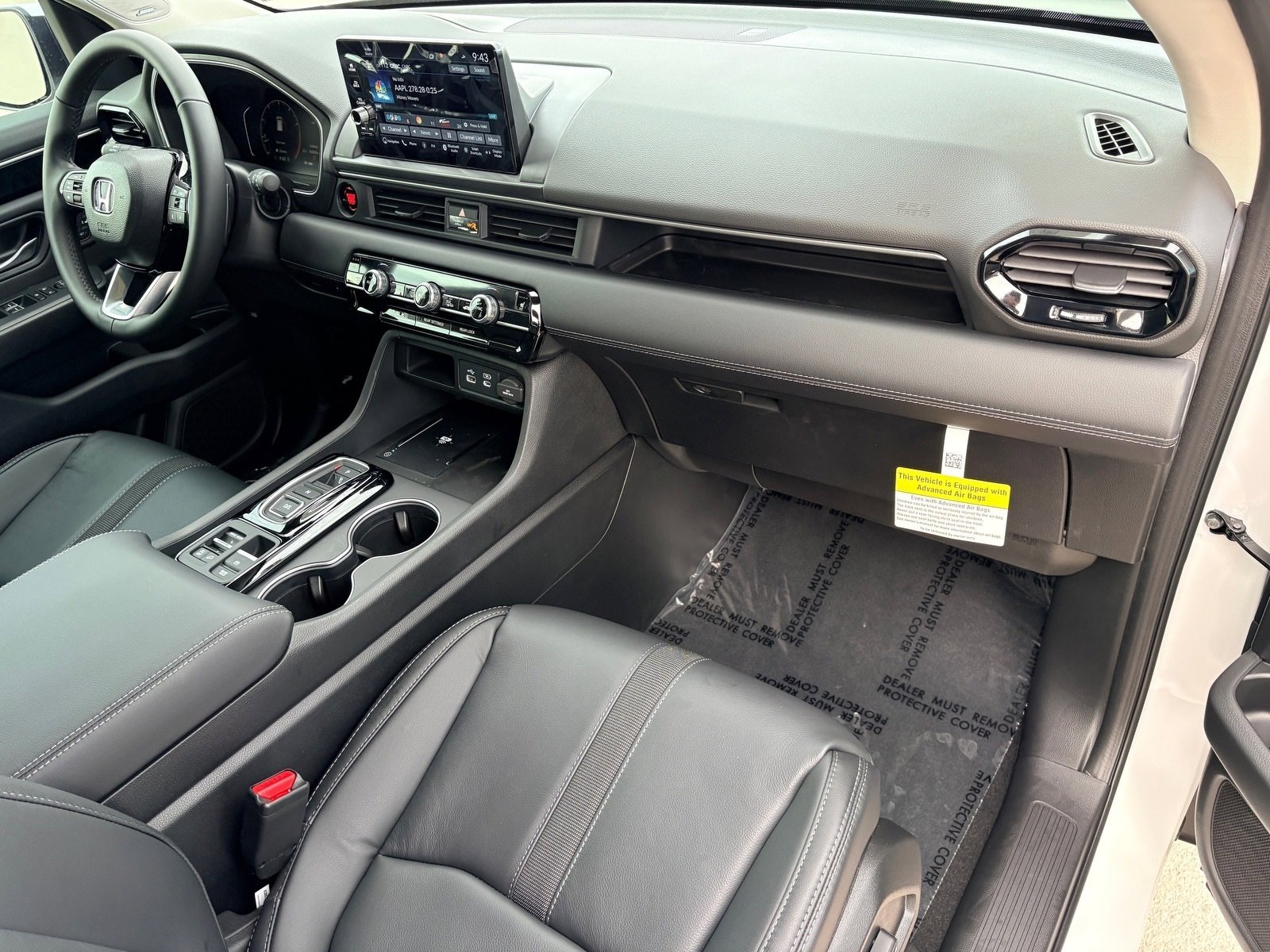 New 2025 Honda Pilot Touring image 19