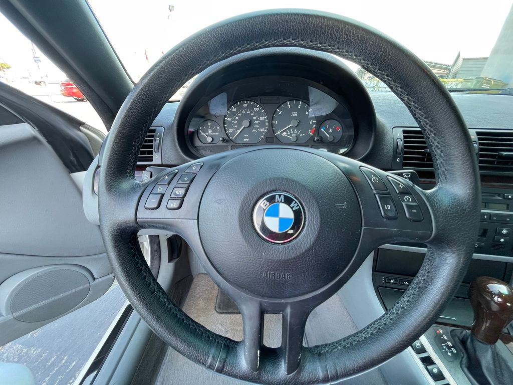 Used 2005 BMW 325Ci Convertible image 27