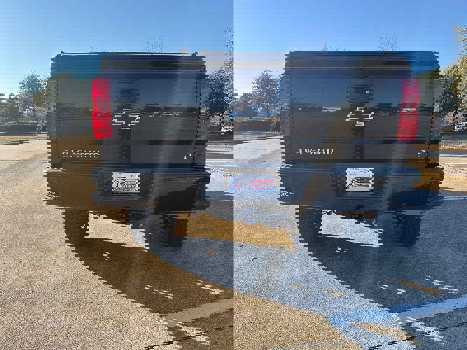 Used 2018 Chevrolet Silverado 1500 LT w/ All Star Edition image 5