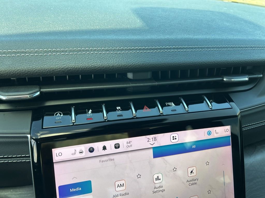 Certified 2023 Jeep Grand Cherokee Limited w/ Luxury Tech Group II image 40