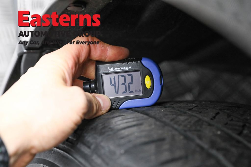 Used 2023 Toyota bZ4X XLE AWD/4WD image 28