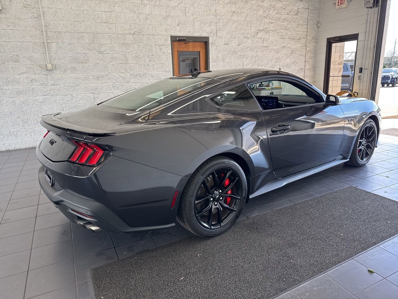 Used 2024 Ford Mustang GT Premium RWD image 8