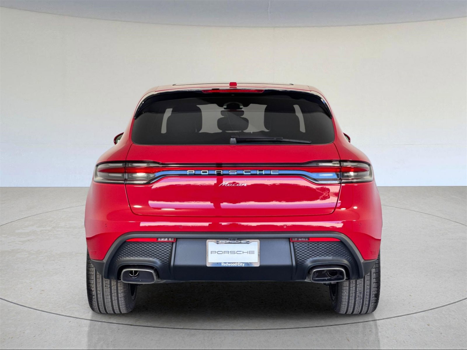 New 2026 Porsche Macan image 7