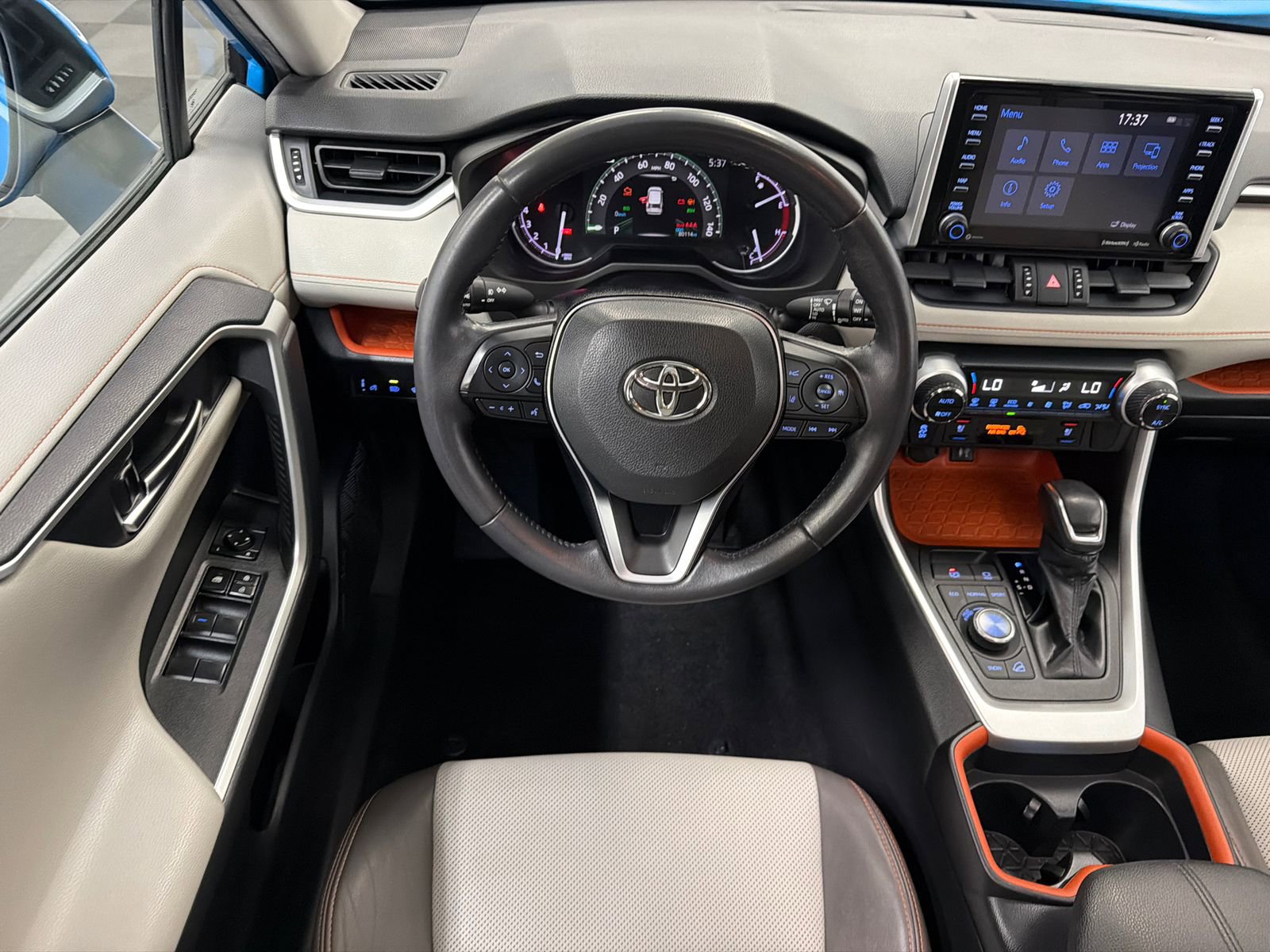 Used 2019 Toyota RAV4 Adventure w/ Cold Weather Package image 19