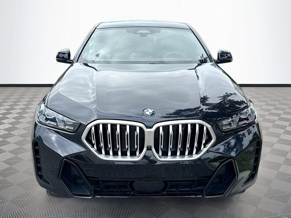 Used 2025 BMW X6 xDrive40i w/ Climate Comfort Package AWD/4WD image 2