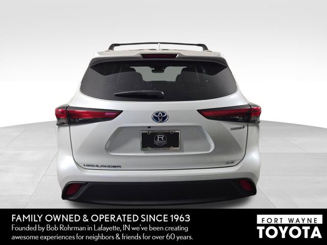 Used 2023 Toyota Highlander Bronze Edition image 8