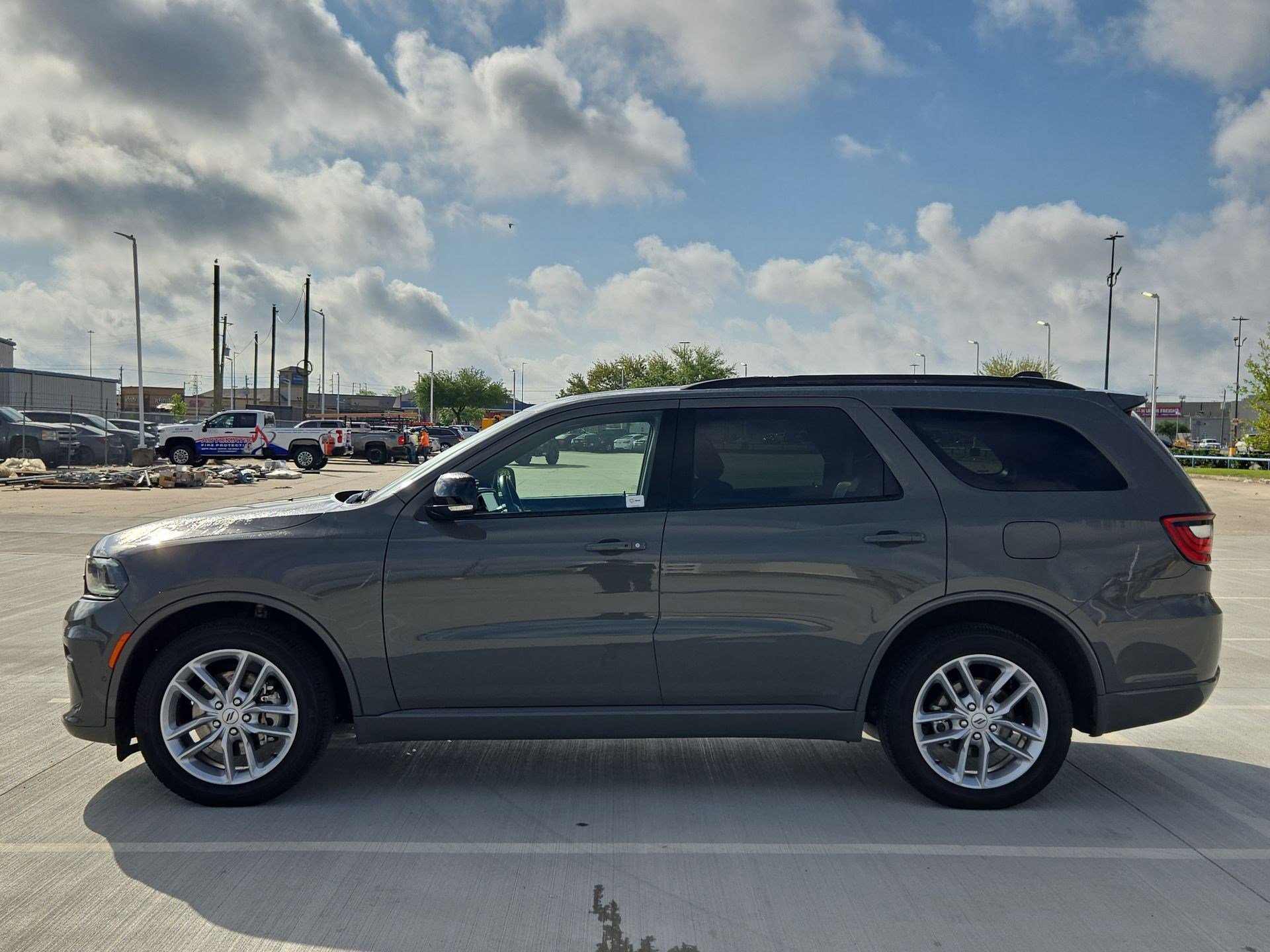 Used 2025 Dodge Durango GT image 7