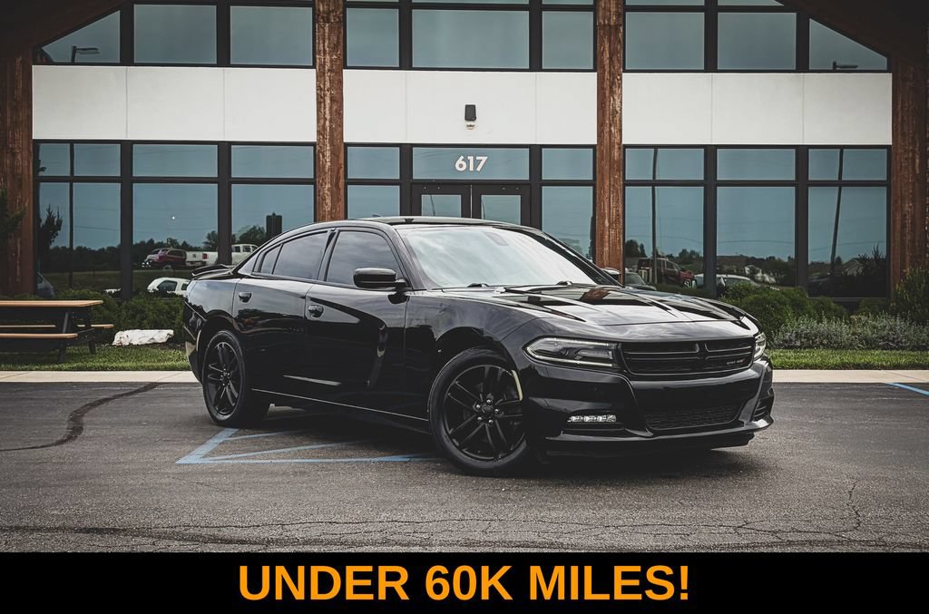 Used 2019 Dodge Charger SXT AWD/4WD image 1