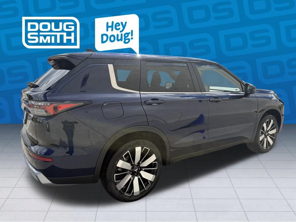 New 2026 Mitsubishi Outlander SE image 4