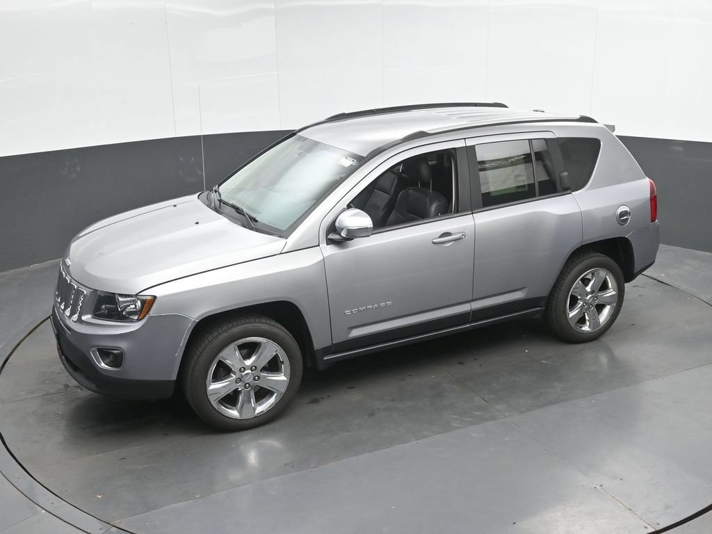 Used 2015 Jeep Compass Limited AWD/4WD image 27