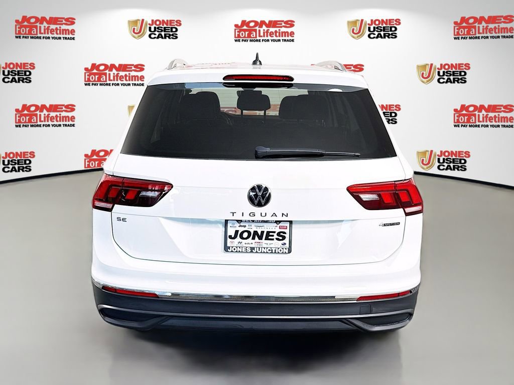 Used 2022 Volkswagen Tiguan SE AWD/4WD image 14