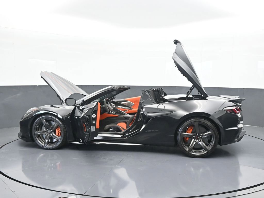 Used 2025 Chevrolet Corvette Z06 image 74