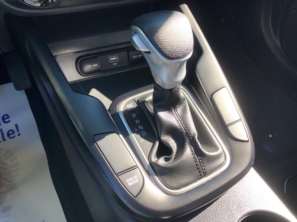 Used 2024 Kia Soul LX FWD image 25