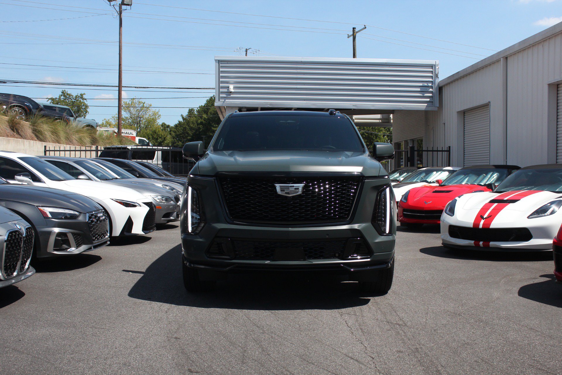 Used 2026 Cadillac Escalade V w/ LPO, ONYX Package AWD/4WD image 10