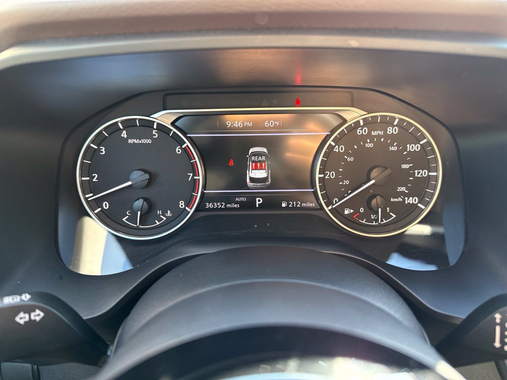 Used 2023 Nissan Rogue SV AWD/4WD image 32