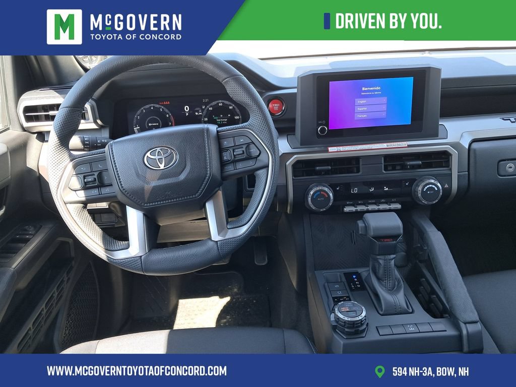 Used 2025 Toyota Tacoma TRD Off-Road AWD/4WD image 19