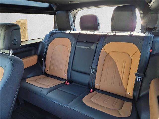 Used 2023 Land Rover Defender 90 X AWD/4WD image 18