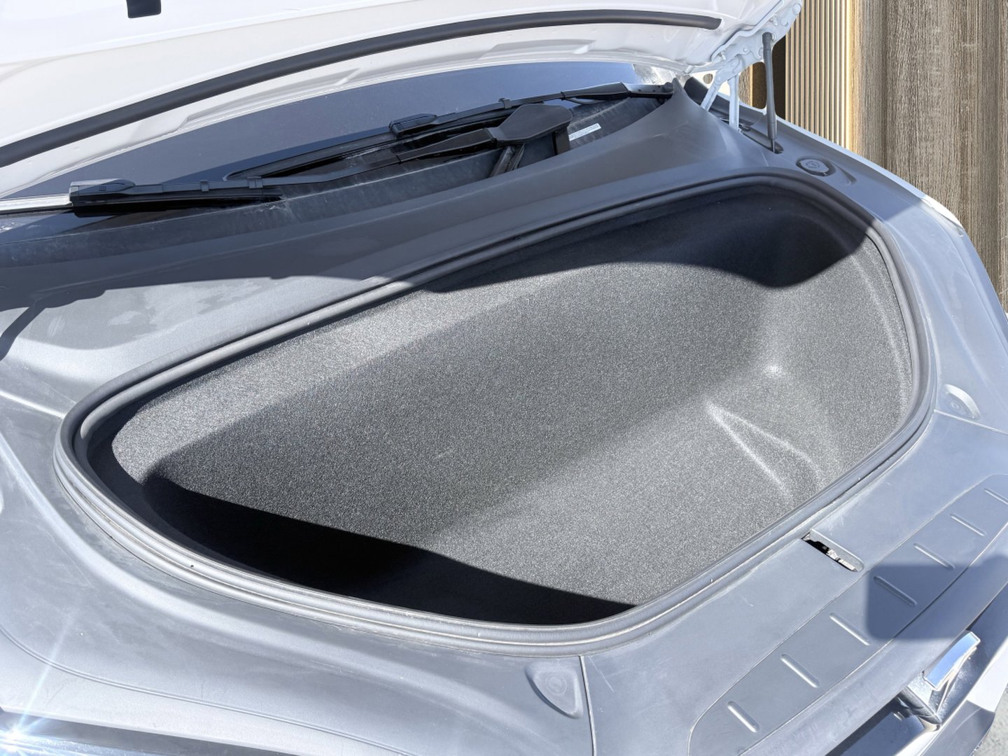 Used 2022 Tesla Model X Plaid image 13