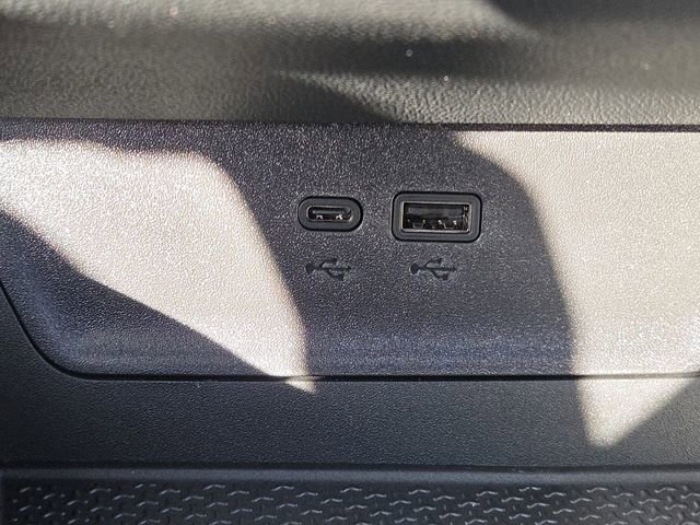 New 2026 Chevrolet Equinox LT w/ Convenience Package II image 11