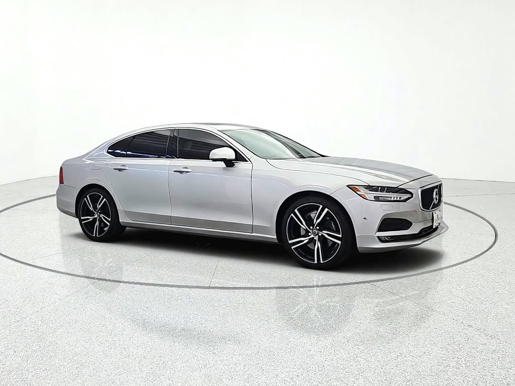 Used 2017 Volvo S90 T6 Momentum w/ Vision Package AWD/4WD image 8