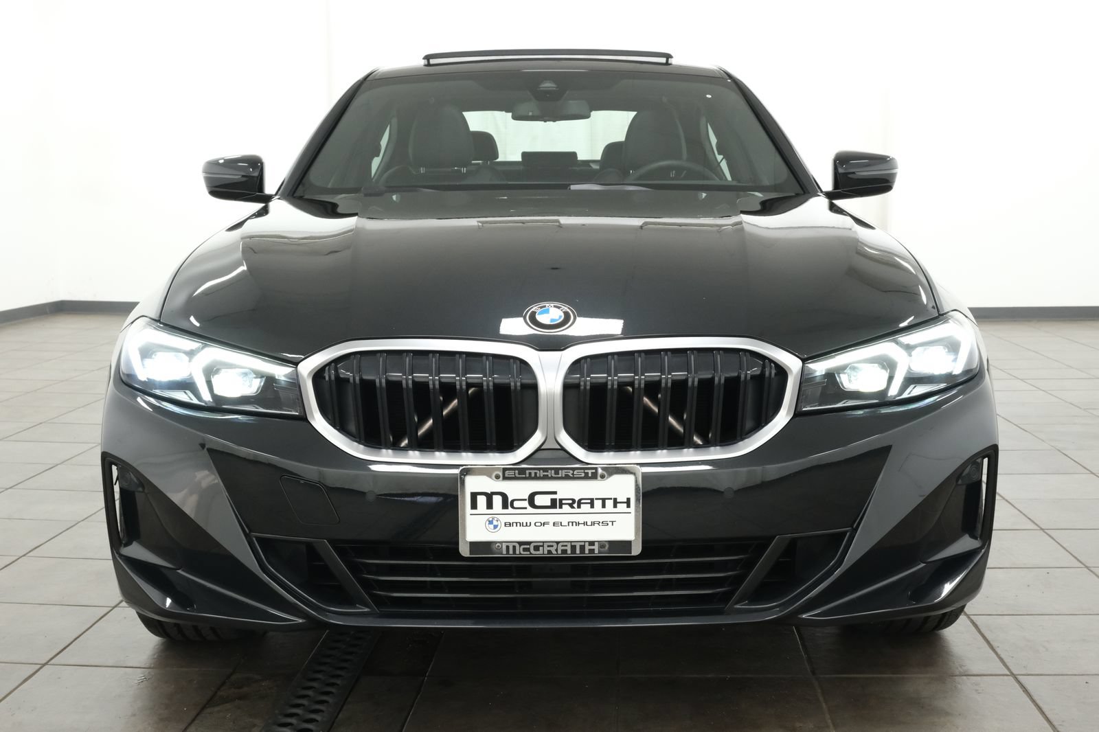 Used 2024 BMW 330i xDrive Sedan w/ Convenience Package AWD/4WD image 7