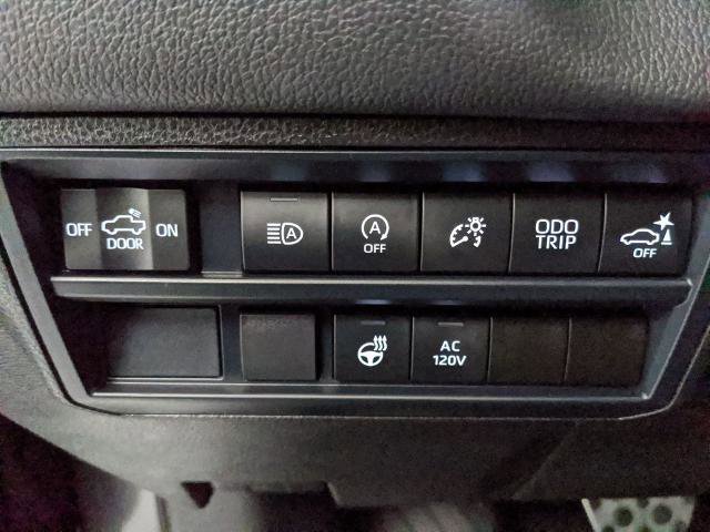 Used 2025 Toyota Tundra Limited image 14