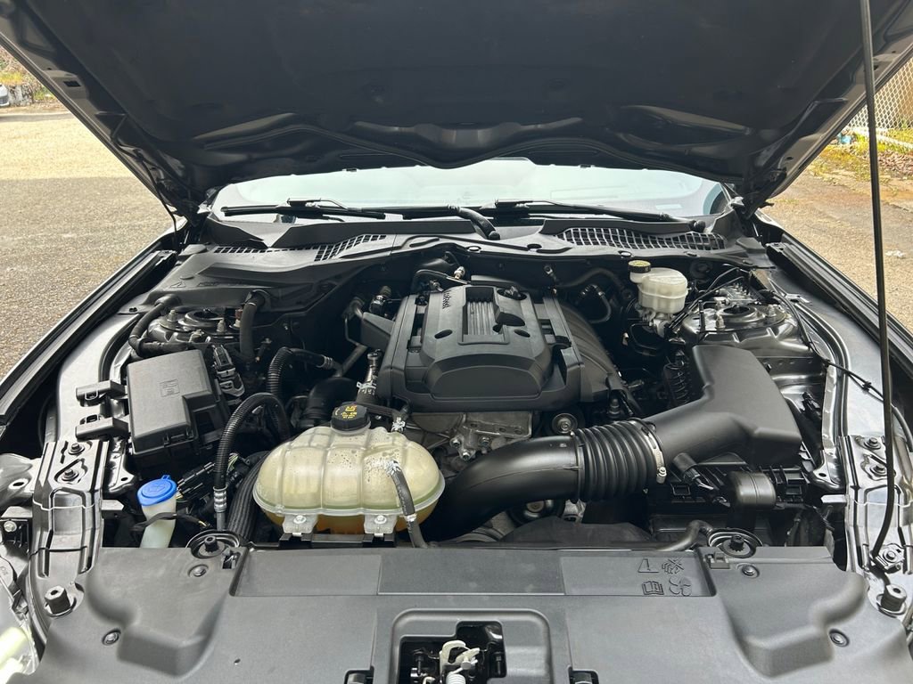 Used 2020 Ford Mustang Coupe image 29