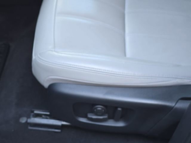 Used 2025 Land Rover Range Rover Evoque S AWD/4WD image 31