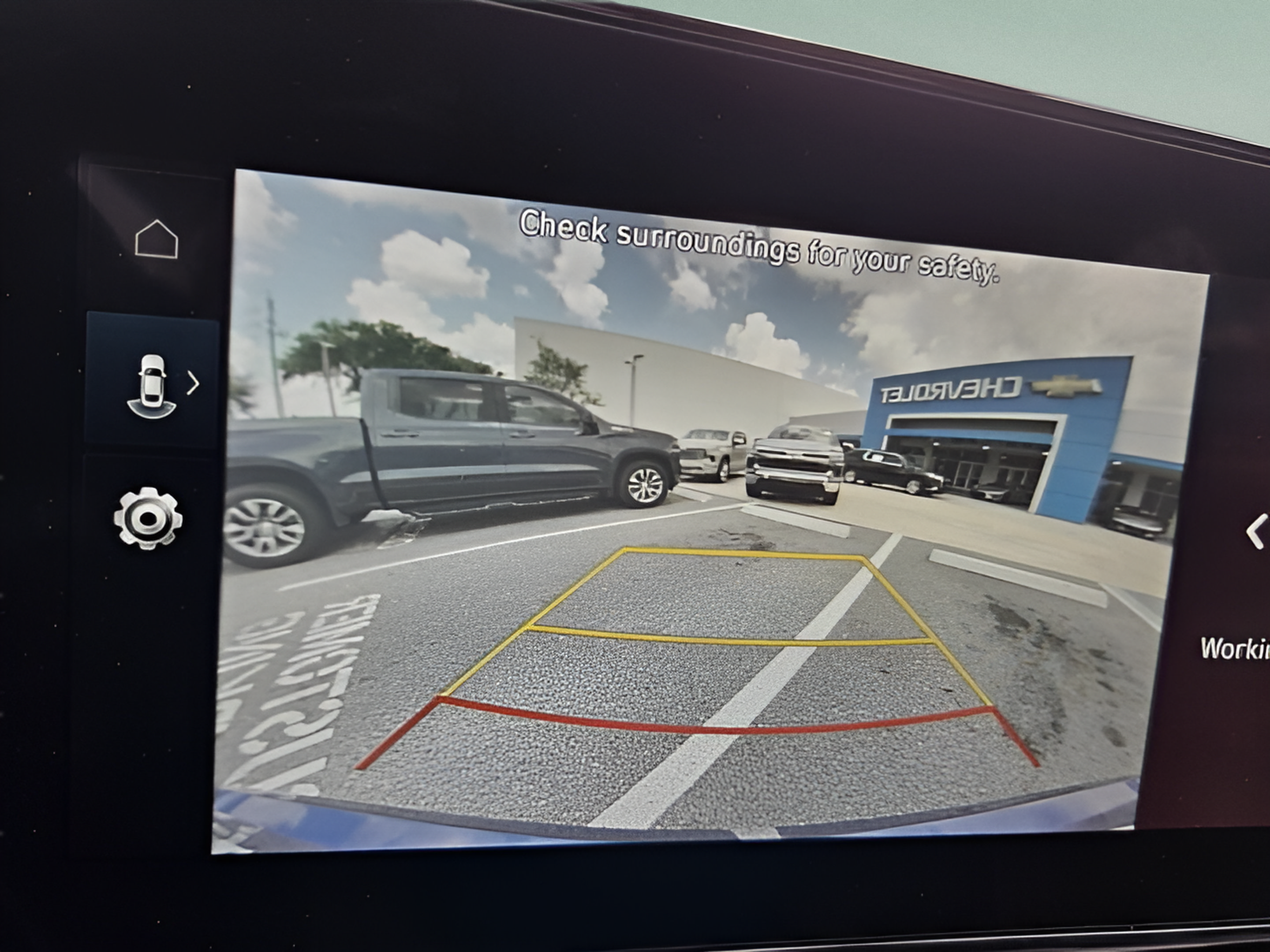 Used 2025 Hyundai Elantra SEL FWD image 20