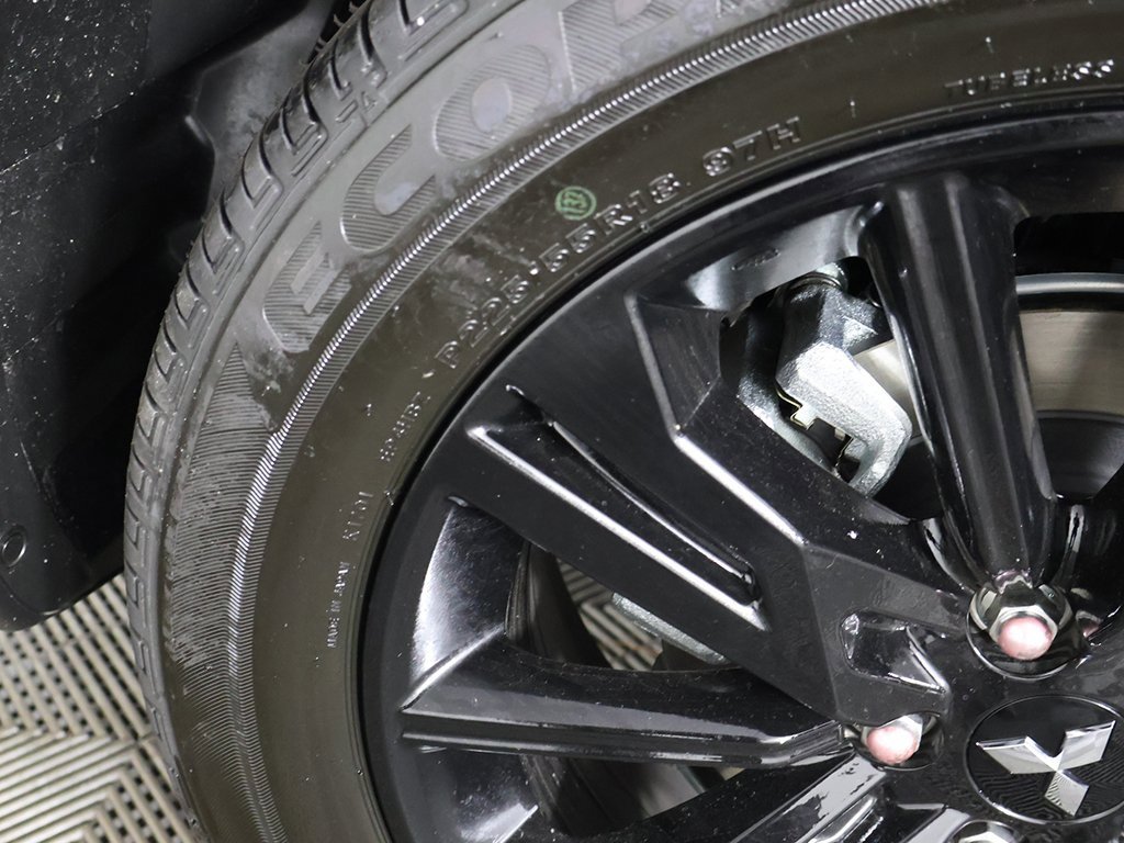 New 2026 Mitsubishi Eclipse Cross LE image 17