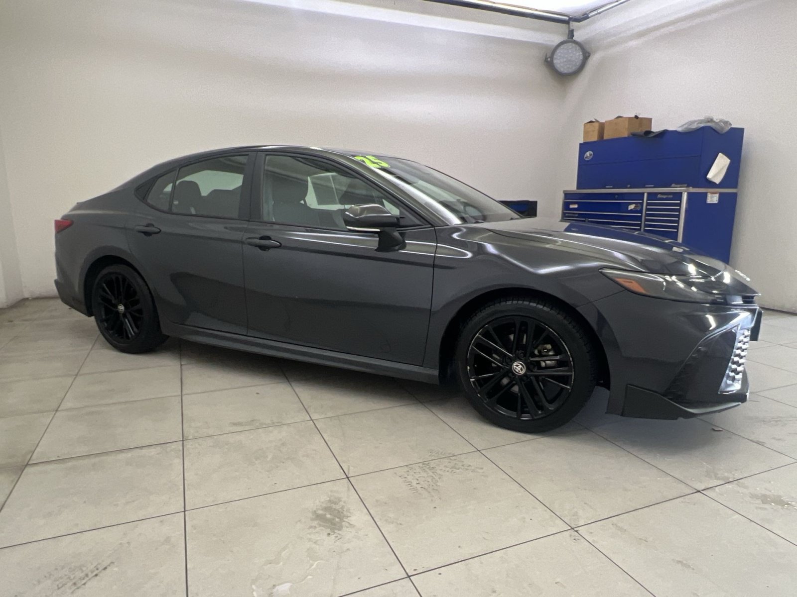 Used 2025 Toyota Camry SE FWD image 10