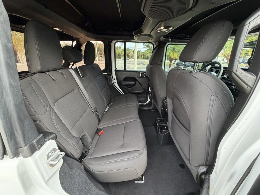 Used 2023 Jeep Wrangler Sport S image 29