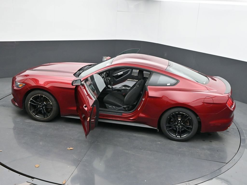 Used 2017 Ford Mustang Coupe RWD image 52