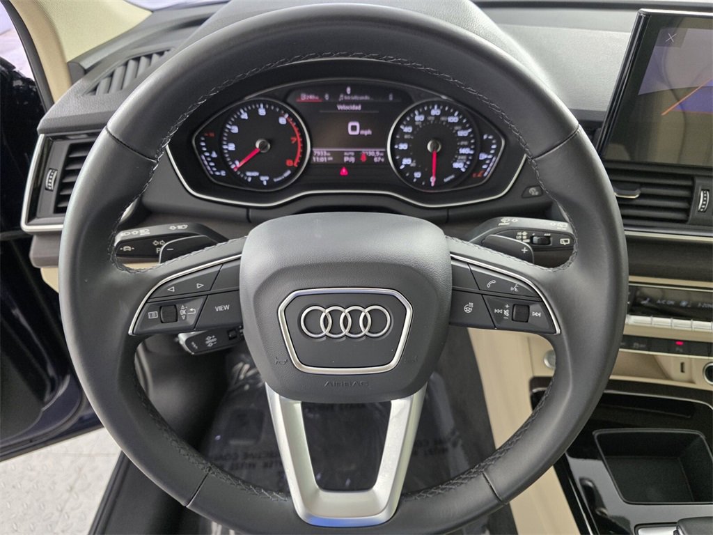 Used 2024 Audi Q5 2.0T Premium image 18