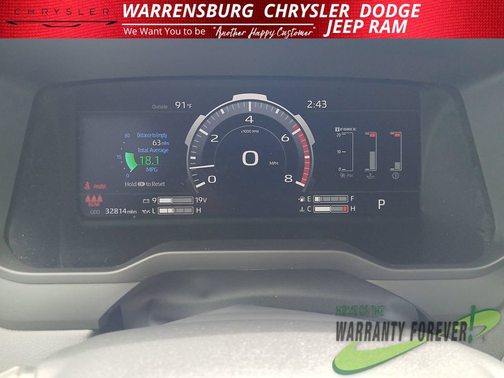 Used 2024 Toyota Tundra Limited w/ TRD Off-Road Package AWD/4WD image 18