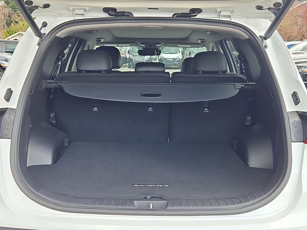 Used 2022 Hyundai Santa Fe Limited w/ Cargo Package image 10